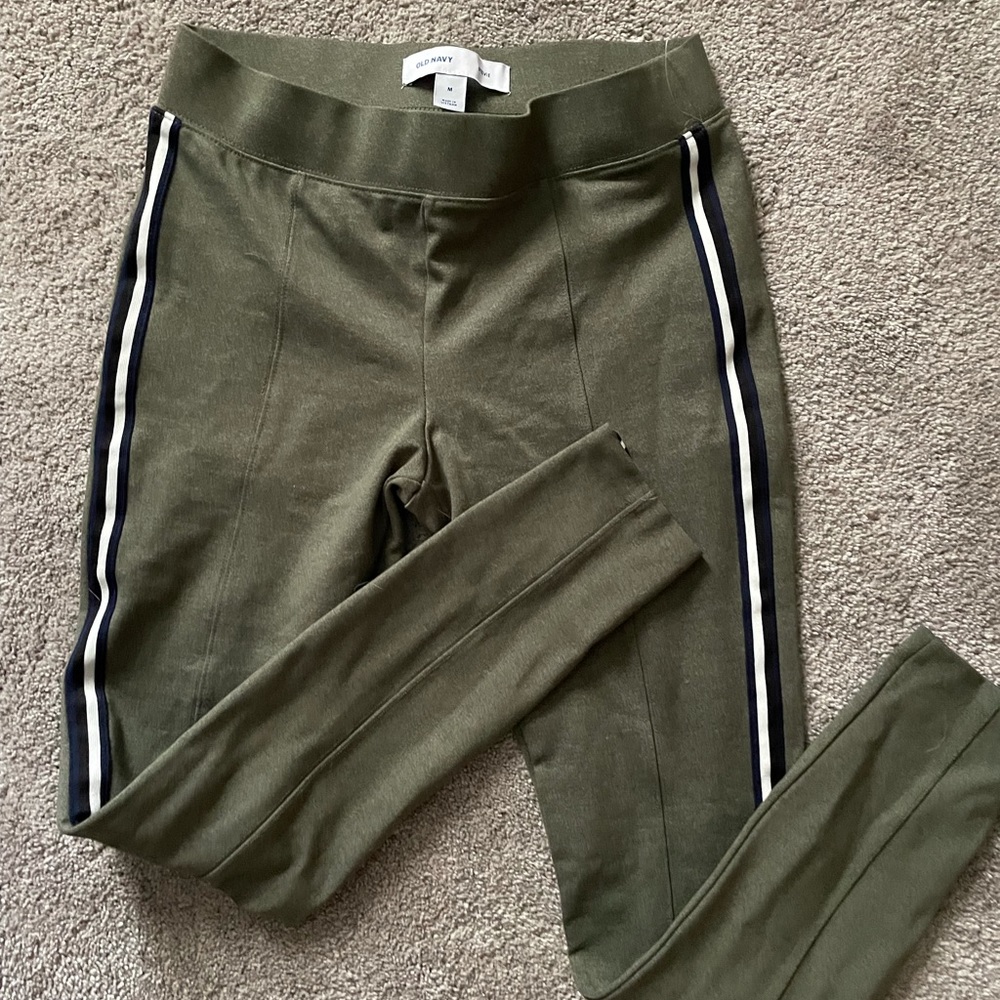 Pants with side stripes. Great condition